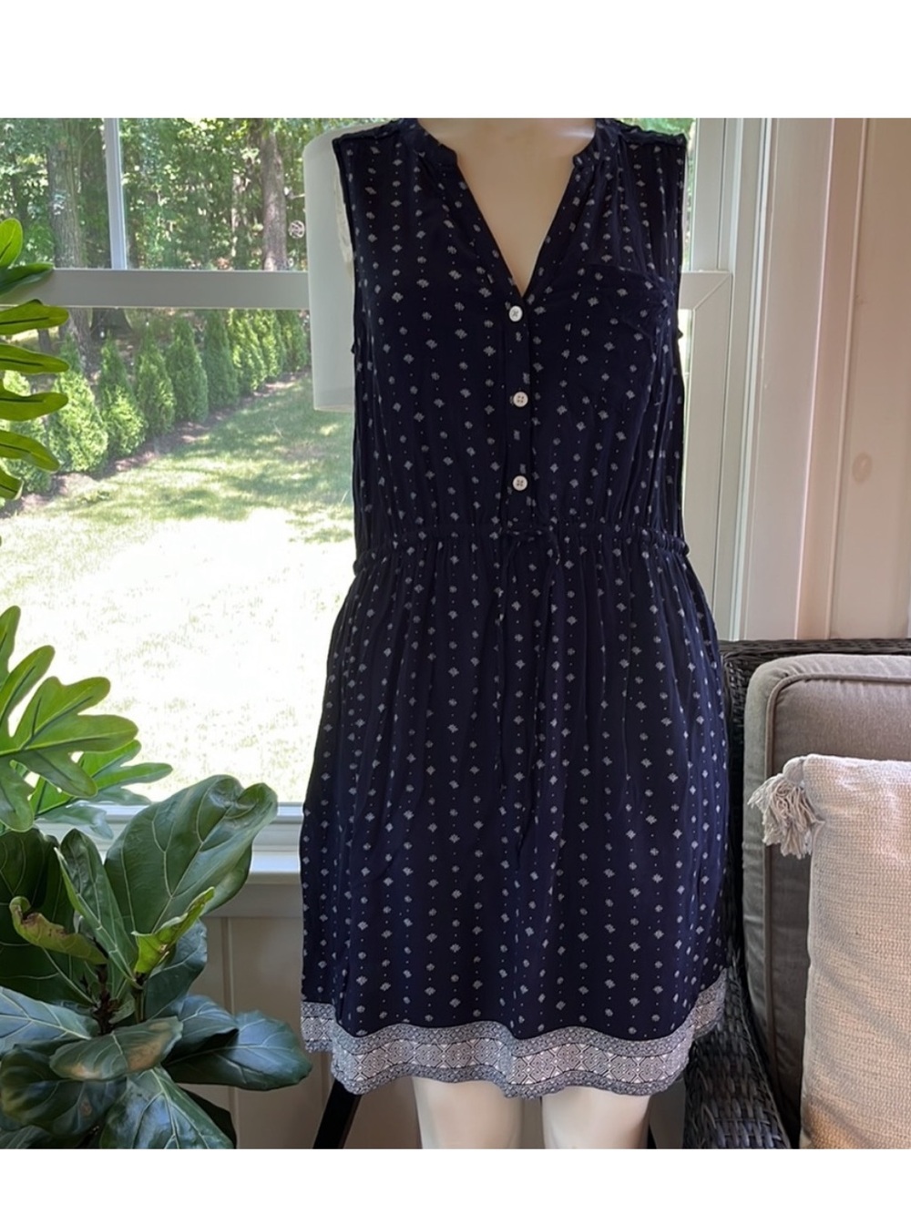 GAP Navy Sleeveless Button-Front Mini Dress with Print - Picture 1 of 4
